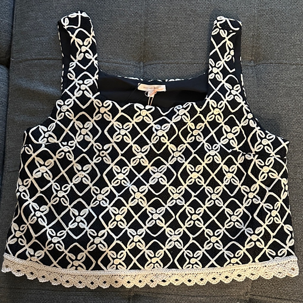 Skies Are Blue Black and White Patterned Crop Top
